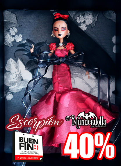 ESCORPIÓN DELUXE DOLL