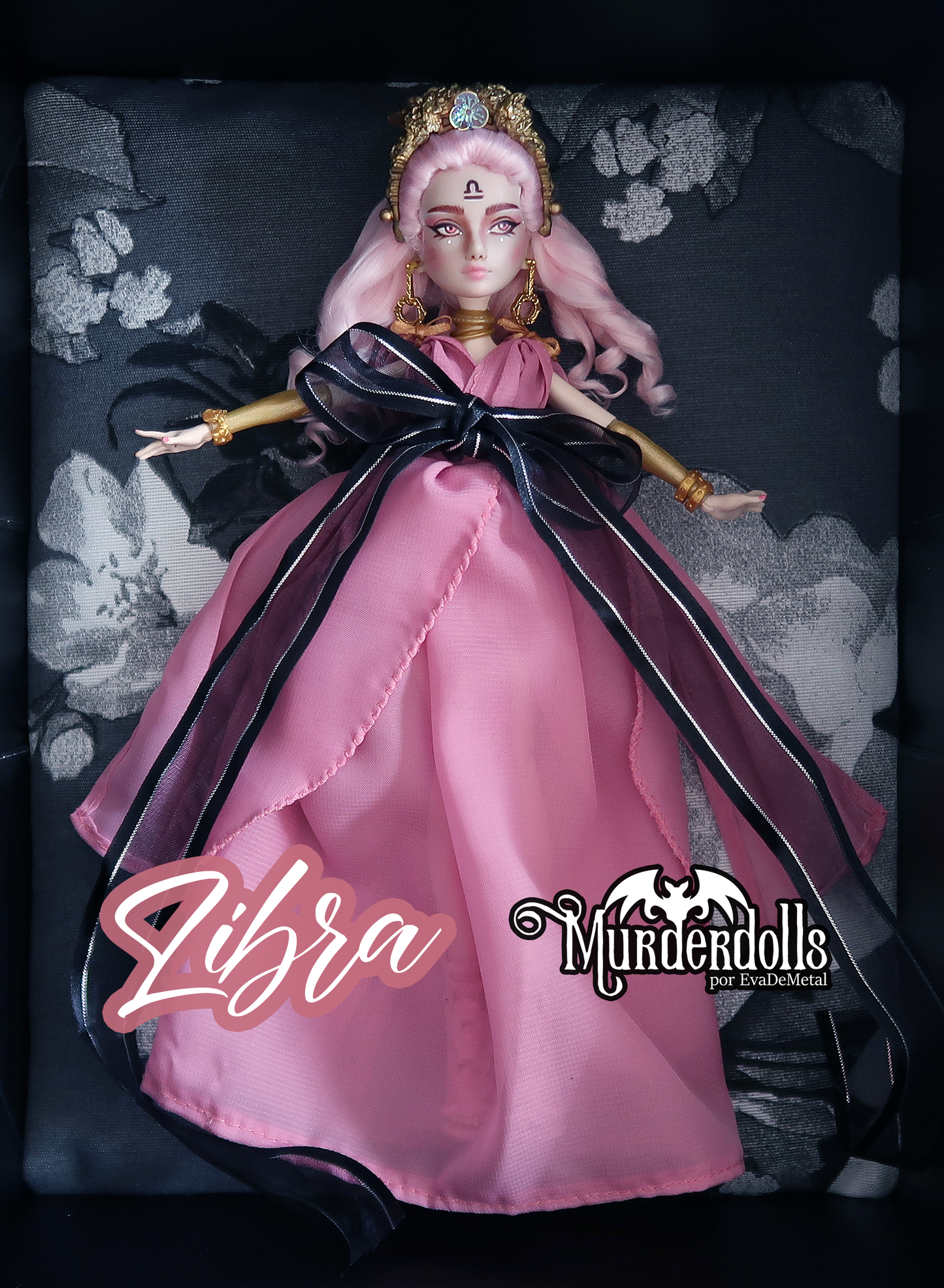 LIBRA DELUXE DOLL